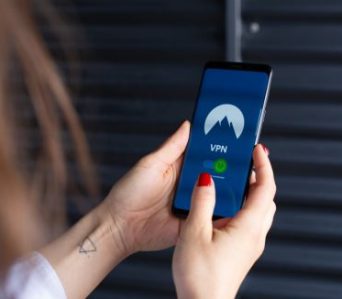 Talleres de Autoprotección Digital para Mujeres y Adolescentes